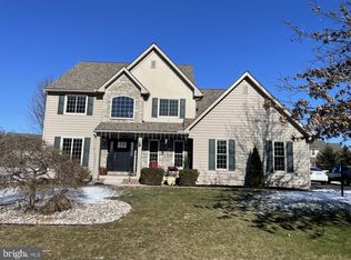 1147 Caspian Dr, York, PA 17404