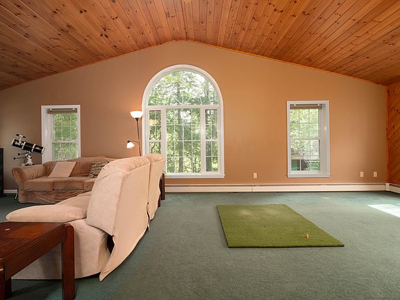 5th image of 130 Oak Grove Drive