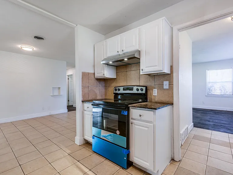 10728 Allegheny Dr — Photo 6