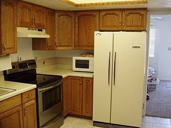 2nd image of 1015 S River Rd Unit 16