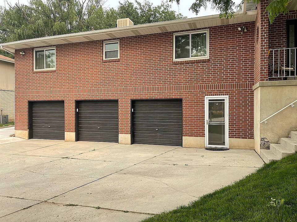 2nd image of 8395 S Grambling Way