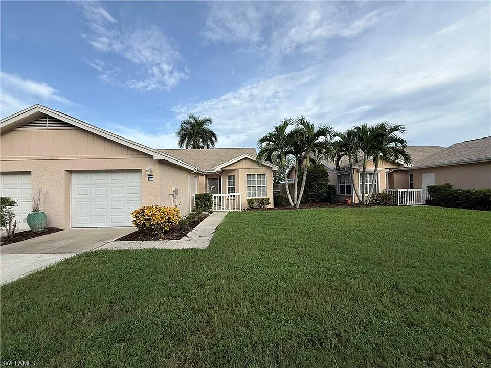 2503 Citrus Lake Dr #105