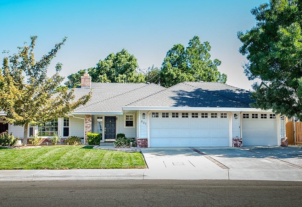 1st image of 621 Fairview Dr