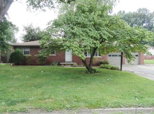 10733 Ferguson Ln, Newburgh, IN 47630