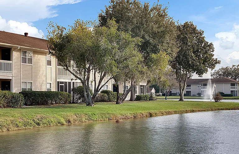 Promenade at Summer Trace Apartments — Photo 22