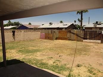 5th image of 5240 W Wilshire Dr