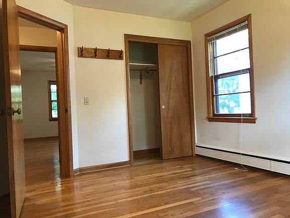 5th image of 405 Eugenia Ave APT 1N