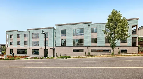 Abbey Creek Square Luxury Apartments Photo 1