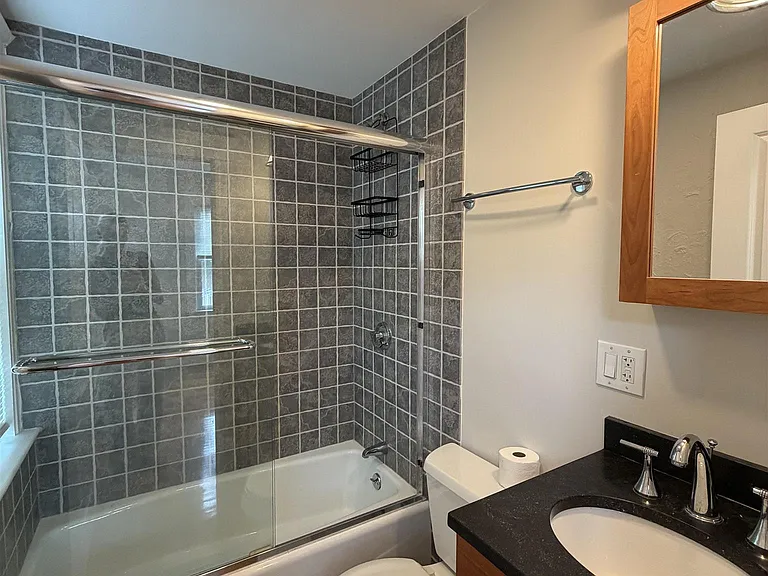 29 Lowell St #1 — Photo 8