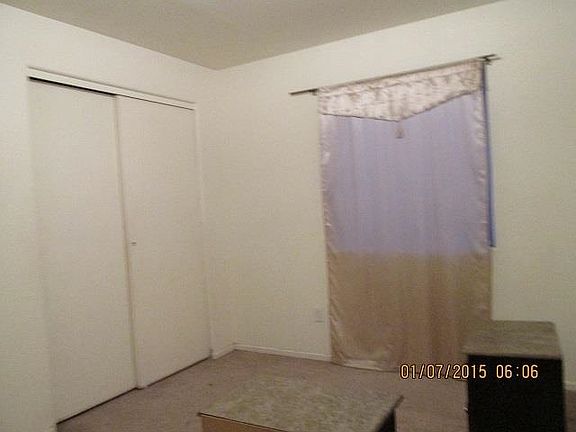 5th image of 322 N Gonzalez Dr