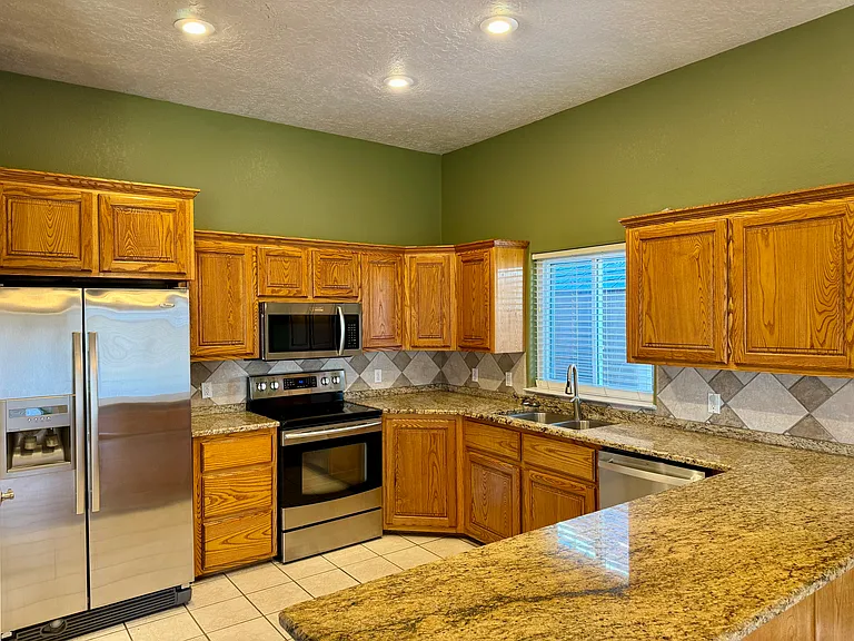 3616 Benjamin Davis Dr — Photo 2