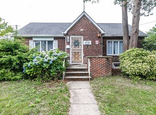 4919 Fresh Meadow Ln, Fresh Meadows, NY 11365