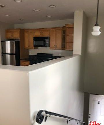 5th image of 5008 Rosewood Ave APT B