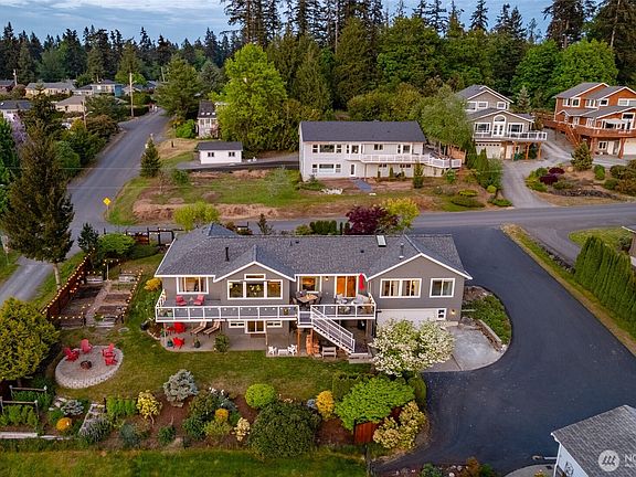 2nd image of 19122 96th Avenue NW