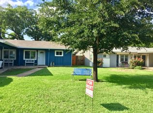 403 E Franklin St APT B, Grapevine, TX 76051