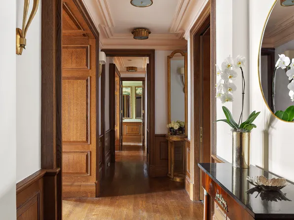 29 East 64th Street image 5 of 15