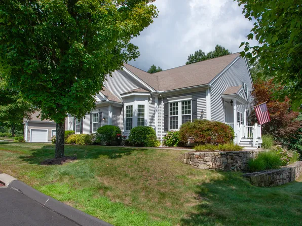 9 Saddle Ridge #9, Canton, CT 06019
