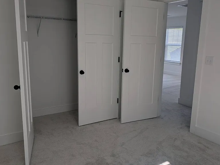 1049 Nadine Way — Photo 27