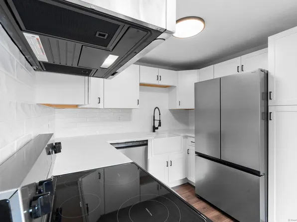 45 Churchill Way #45, Newington, CT 06111