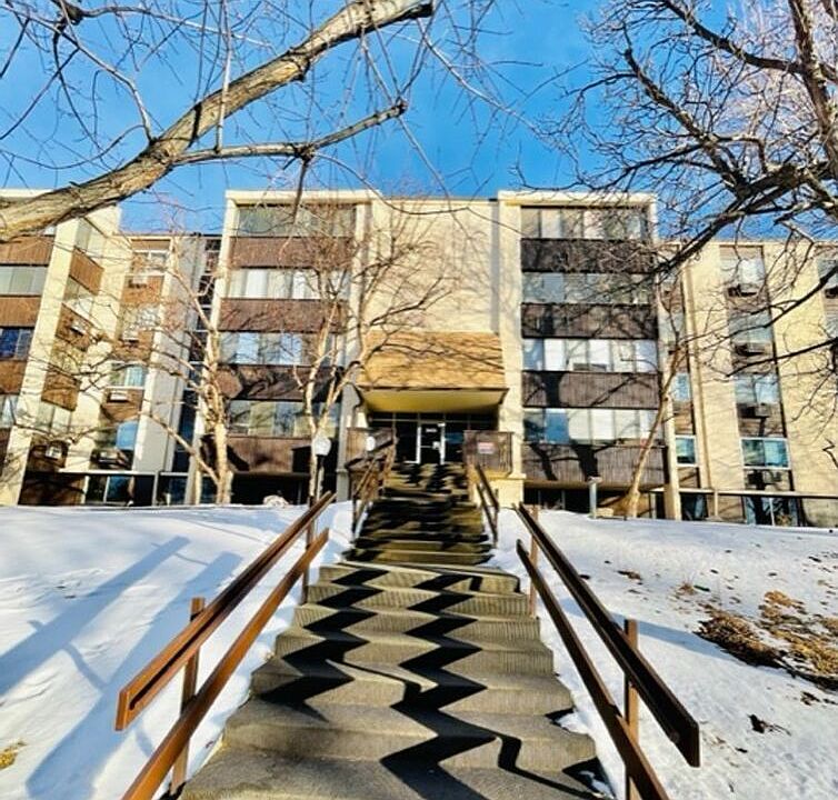 1st image of 3470 S Poplar St APT 309