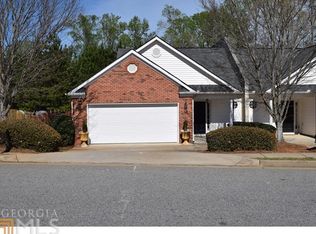 17 Stony Oak Dr, Newnan, GA 30263
