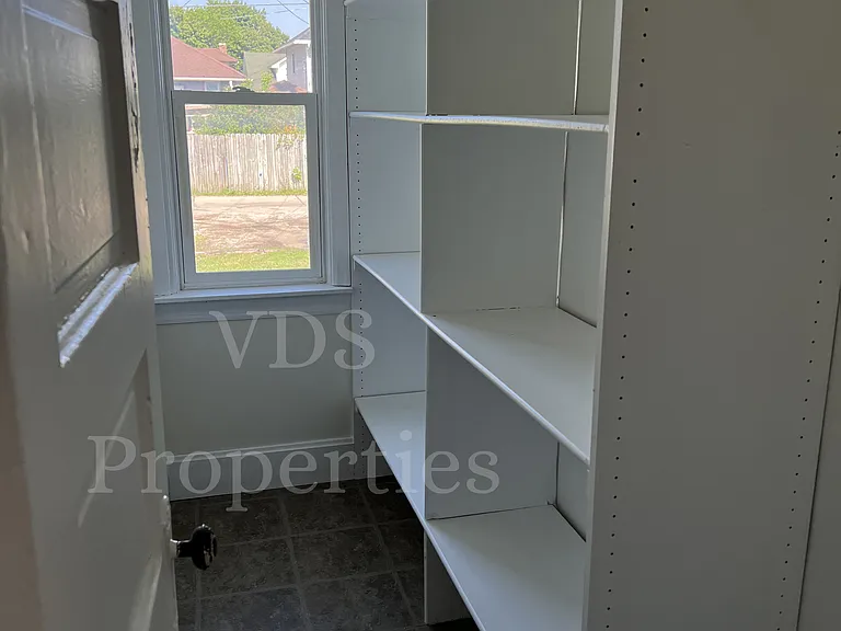 1817 Grange Ave — Photo 7