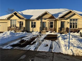 80 Lakeburn Ave #102, Dieppe, NB E1A0Y7