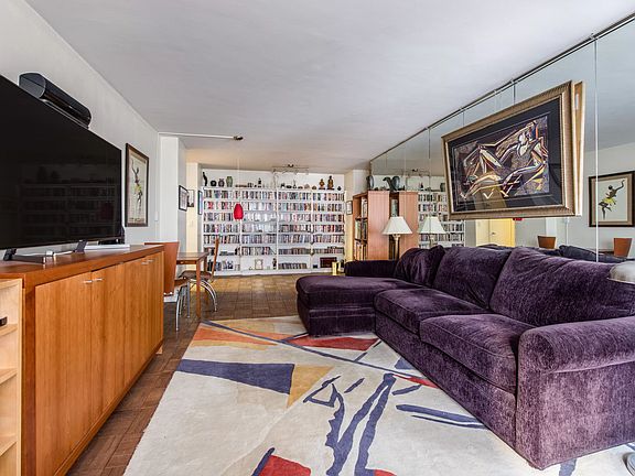 2nd image of 39 Gramercy Park N APT 2A