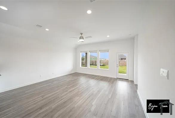 1728 Daylight Lake Dr — Photo 14