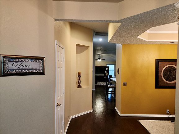 3rd image of 1505 Fairfield Ct