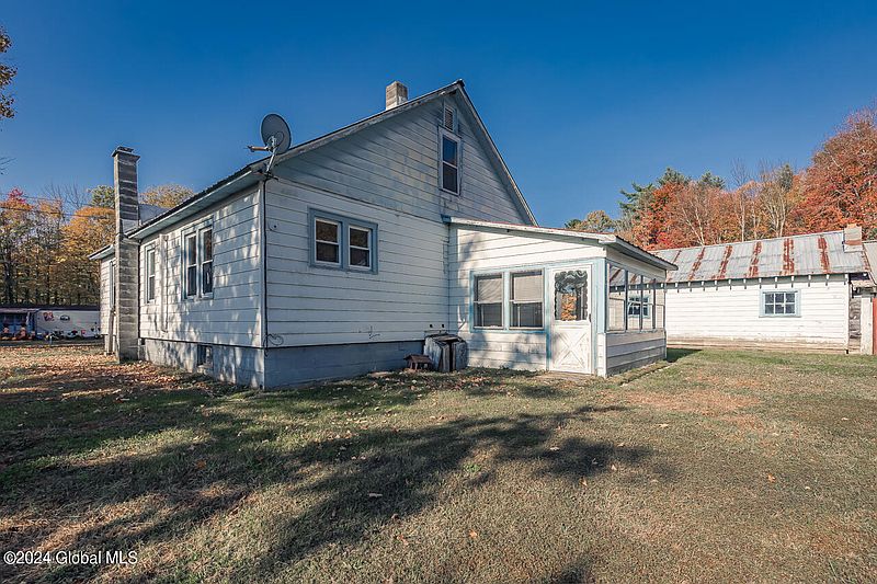 5th image of 22 Johnson Road