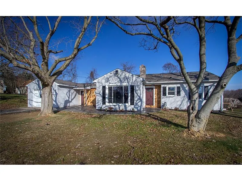 463 Center Grange Rd photo 1
