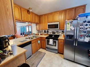 8 Hanna Ln, Morgantown, WV 26505