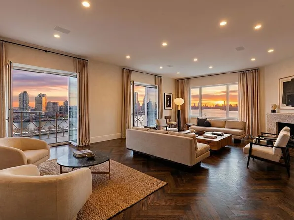 1 Beekman Pl APT 15A, New York, NY 10022