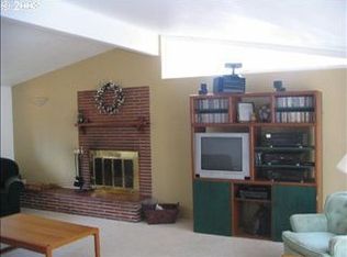 3251 Dapple Way, Eugene, OR 97401