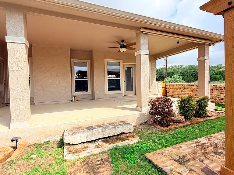 412 Shayla Ln — Photo 38