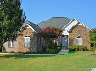 203 Crownridge Dr, Madison, AL 35756