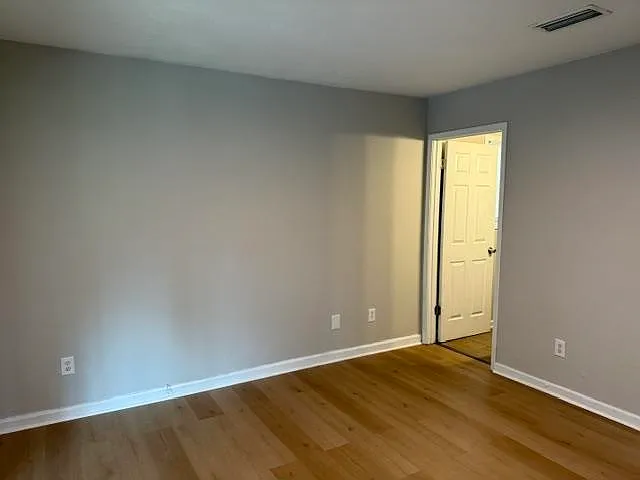 2145 Portsmouth Cir — Photo 17