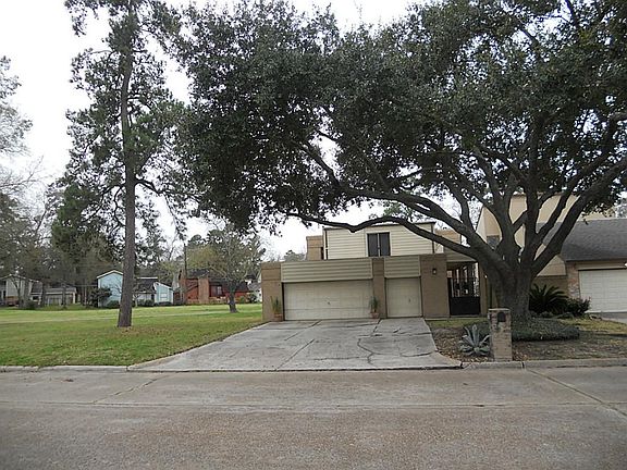 2nd image of 20023 Sunny Shores Dr