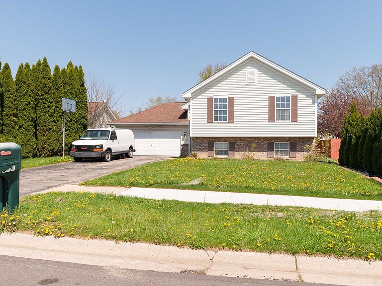 Listing photo 5