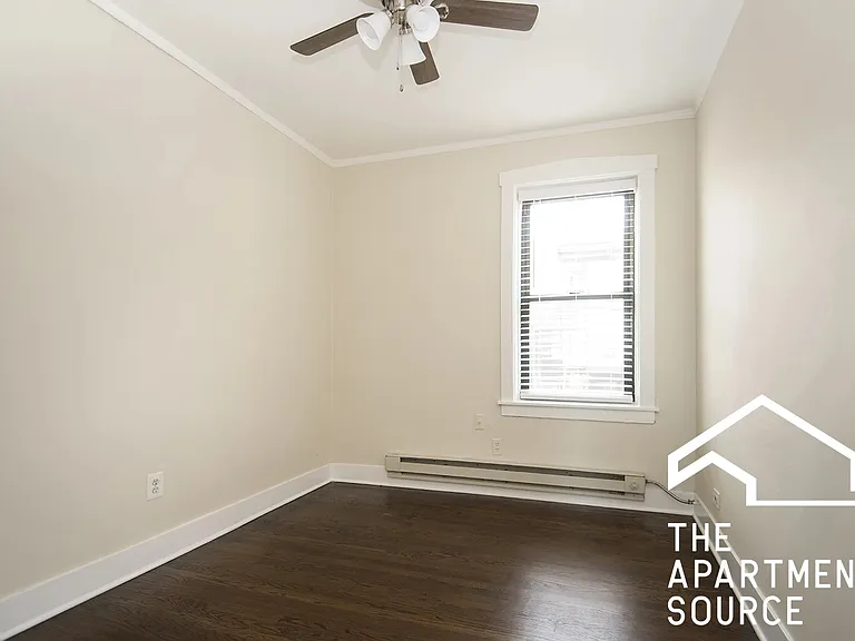 3822 N Greenview Ave #2W — Photo 6