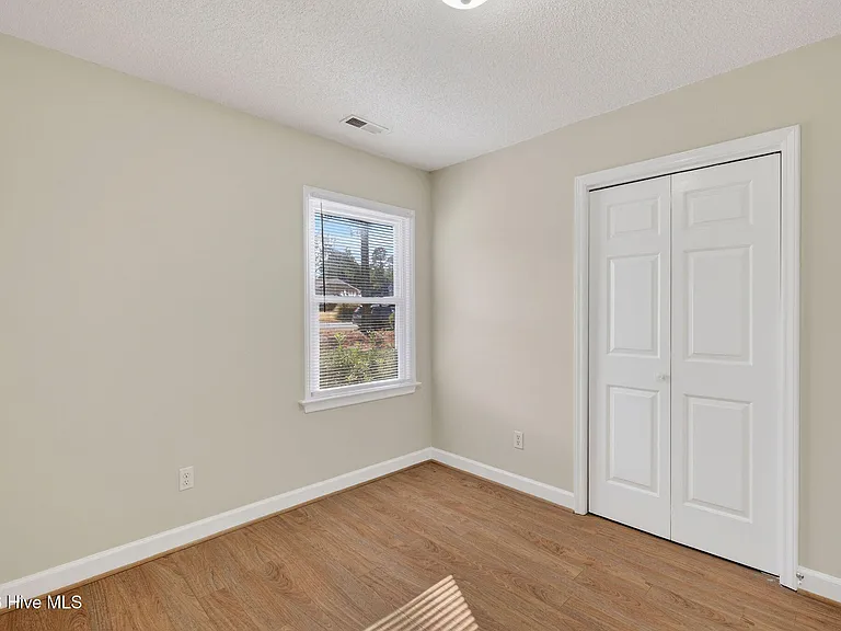 5201 Lord Tennyson Dr — Photo 20