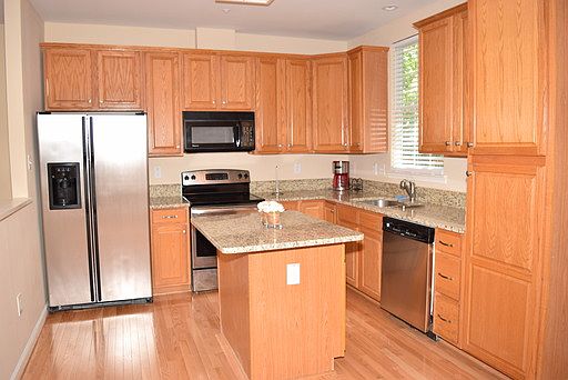 4th image of 20806 Ireland Ct