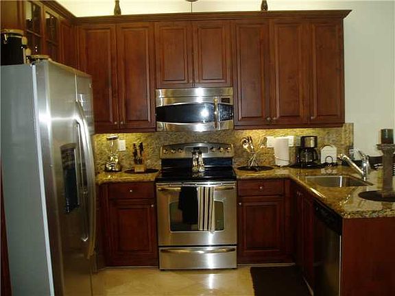 2nd image of 10817 Deer Park Ln
