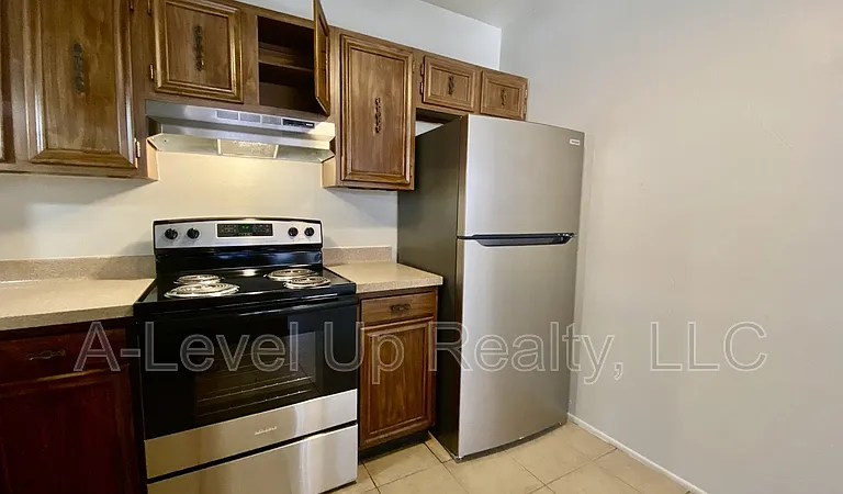 1838 S Rosemont Ave — Photo 8
