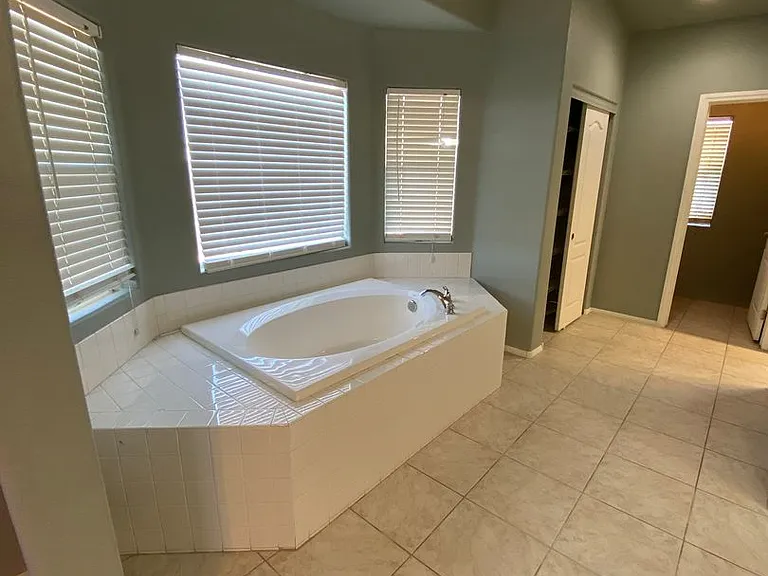 5408 Indian Rose St — Photo 22