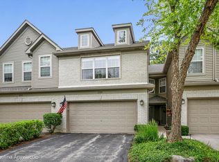 2729 Granite Ct, Prairie Grove, IL 60012