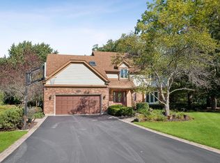 400 Bramble Ln, Deer Park, IL 60010