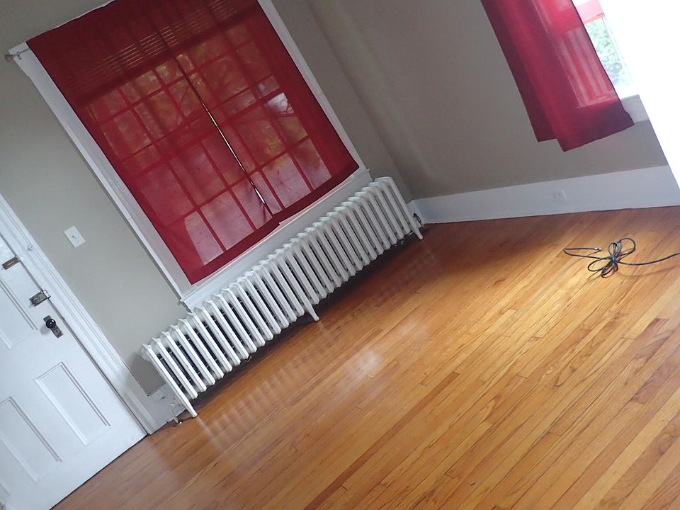 1st image of 7 Chester St #2