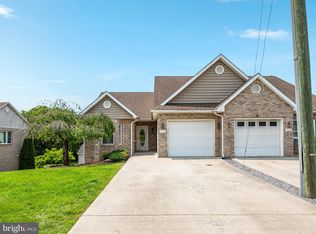 516 S Water St, Woodstock, VA 22664
